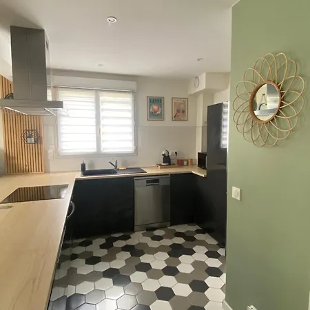 Апартаменты T2 Cosy 4 Places Rdc - Jardin